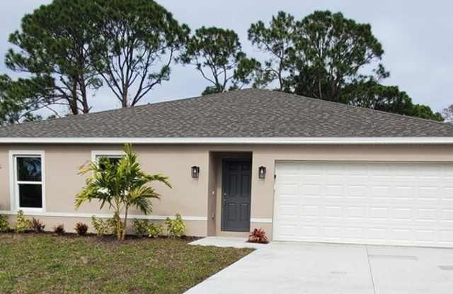 1077 Sally Street Southeast - 1077 Sally Street Southeast, Palm Bay, FL 32909