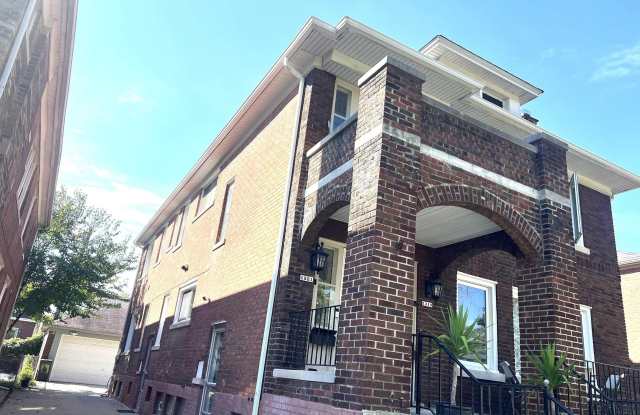 1321 SOMERSET Avenue Gallery 2