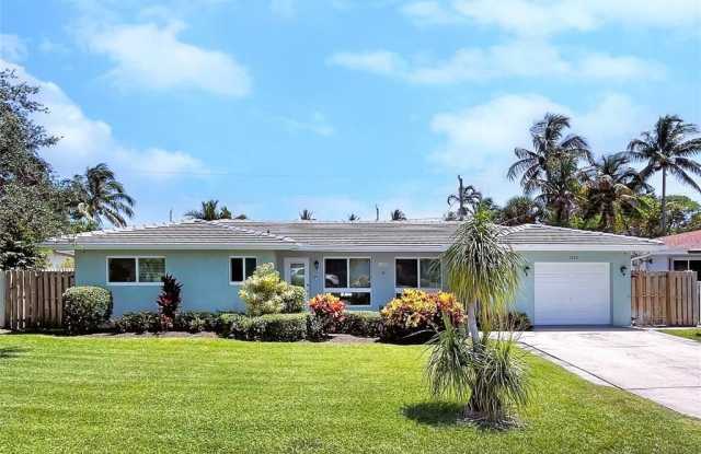 1580 SE 5th St - 1580 Southeast 5th Street, Deerfield Beach, FL 33441