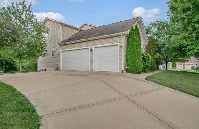 1200 Gregerson Ct Gallery 3