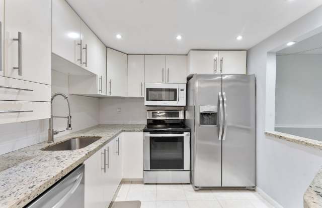 9370 Southwest 8th Street photos photos