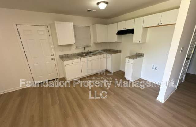 4183 Knob Drive Gallery 4