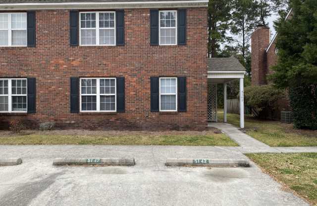 5142 Lamppost Circle Gallery 1