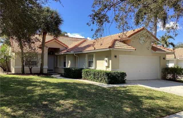 3900 Riverside Way photos photos