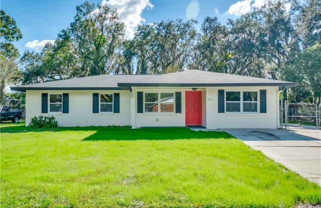 309 HEMLOCK DRIVE - 309 Hemlock Drive, Plant City, FL 33563