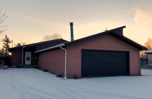 105 9th Street NW - 105 9th Street Northwest, Great Falls, MT 59404