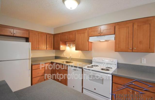 8745 SW Beaverton Hillsdale Hwy - 9 photos photos
