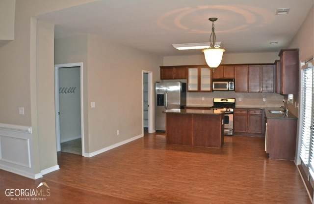 591 Fulper Court Gallery 4