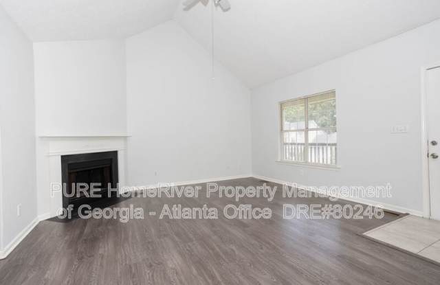 2739 Sanibel Ln SE Gallery 2