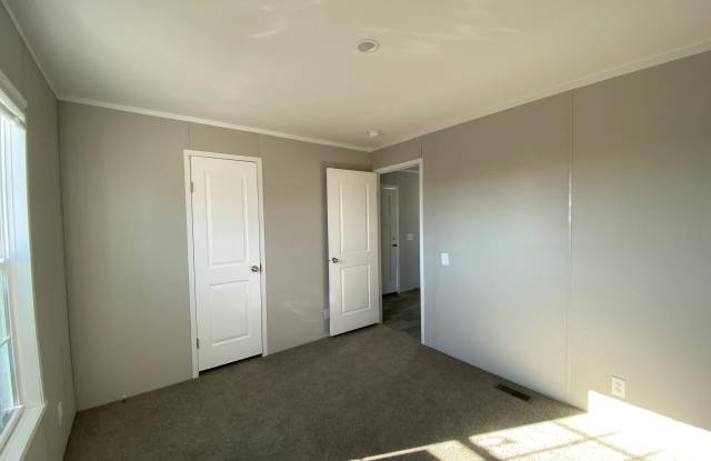 52 Anchor Road Gallery 3