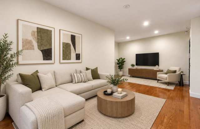 30 Dongan Place Gallery 1