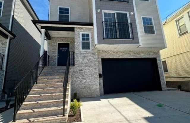 135 Court St photos photos