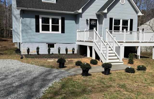 203 SEA CLIFF Drive photos photos