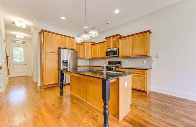 1422 Briarhaven Trail NE Gallery 2