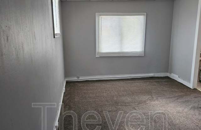 107 Titus Avenue Gallery 3
