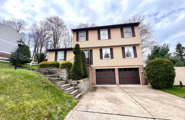 Beautiful Home - 3 Bedroom 2.5 Bathroom - Pittsburgh photos photos