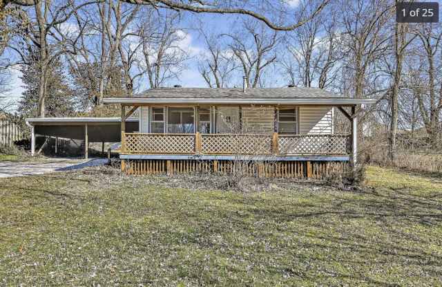 3‑Bedroom Home + Bonus Room in SE Springfield photos photos