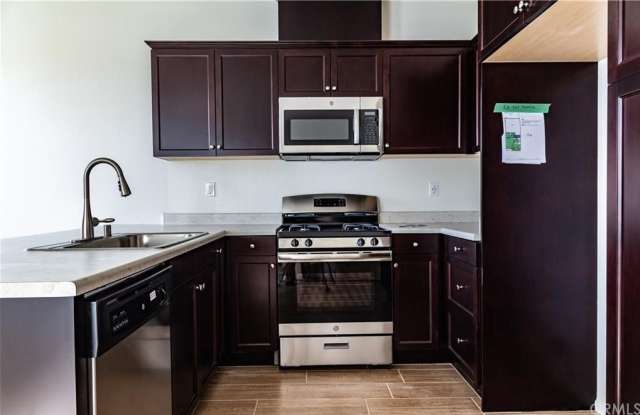 30387 Town Square Drive Gallery 4