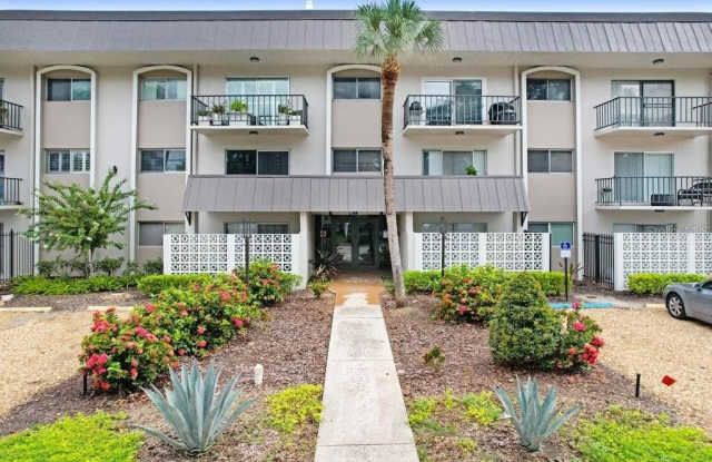 4611 W FIG STREET photos photos