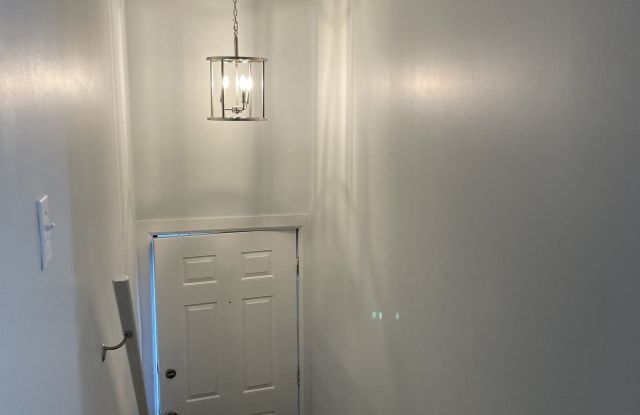 64 Deshon Street - 64 Deshon Street, New London, CT 06320