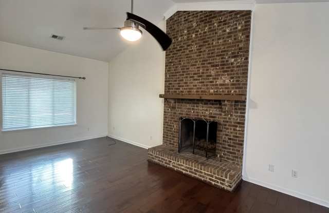 6005 Tall Tree Lane Gallery 3