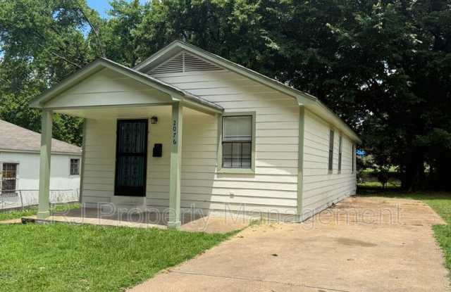 2076 Goff Ave photos photos