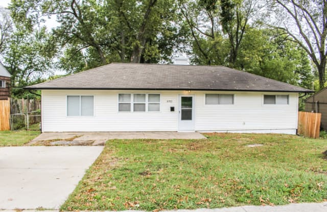 8702 Longview Road - 8702 Longview Road, Kansas City, MO 64134