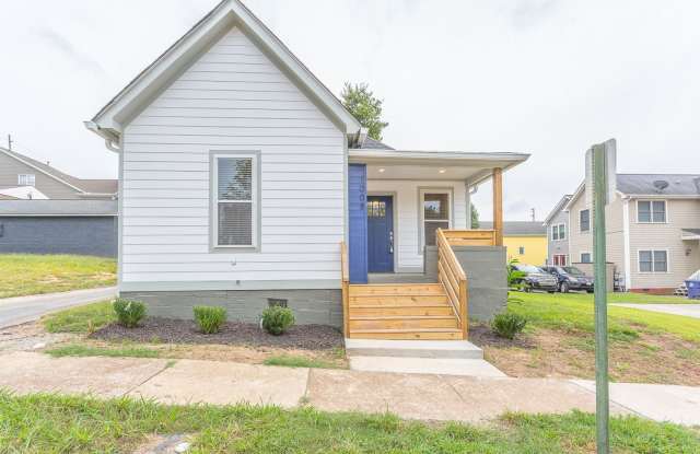 Remodeled 3 Bedroom Close to Downtown photos photos