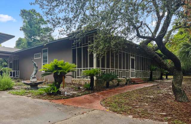 Coming Soon.  Large, Private Home with Large Screened Porches photos photos