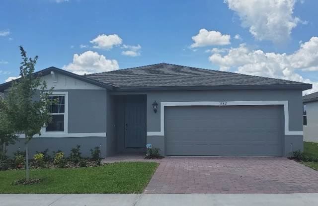 Like NEW!!! 4-Bedroom, 2.-Bathroom in Lucerne Park/Winter Haven photos photos