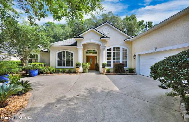 526 OAKMONT Drive Gallery 4