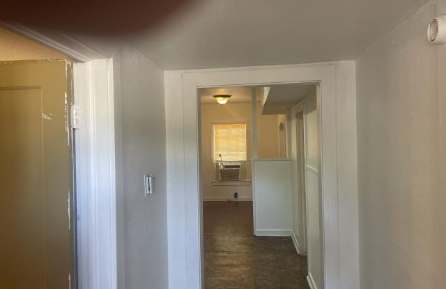 108 North Gordon Drive Gallery 4