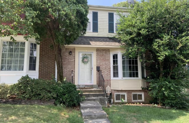 8056 POWDERBROOK LANE - 8056 Powderbrook Lane, Newington, VA 22153