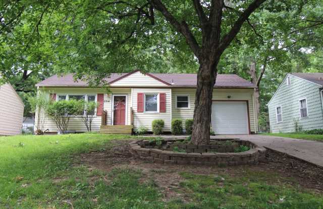 2 Bedroom 1 Bath Home in Roeland Park. photos photos 2 Bedroom 1 Bath Home in Roeland Park. photos photos