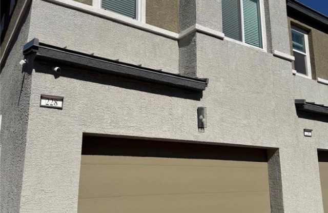 228 Krameria Avenue - 228 Krameria Avenue, Henderson, NV 89011