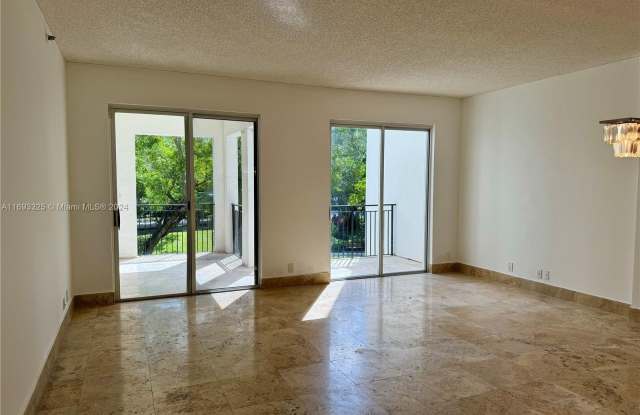 3700 Island Blvd photos photos