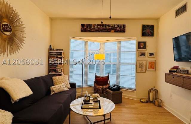 550 15t Street Gallery 3