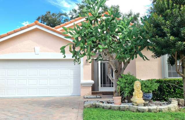 7299 LUGANO Drive Gallery 2