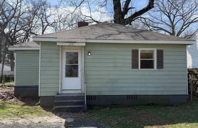 1821 7th Street SE - 1821 7th Street Southeast, Decatur, AL 35601