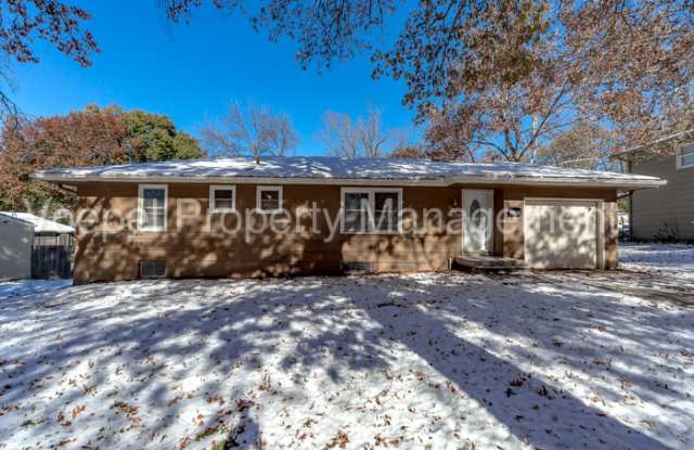 3004 East 107th Terrace Gallery 2