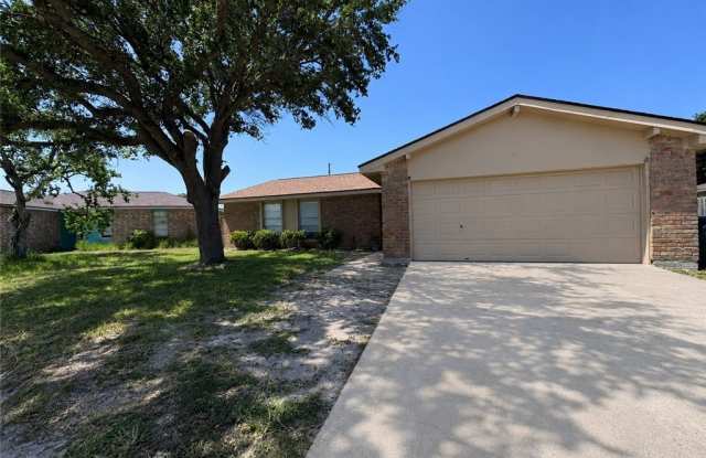 205 Clarice Drive photos photos