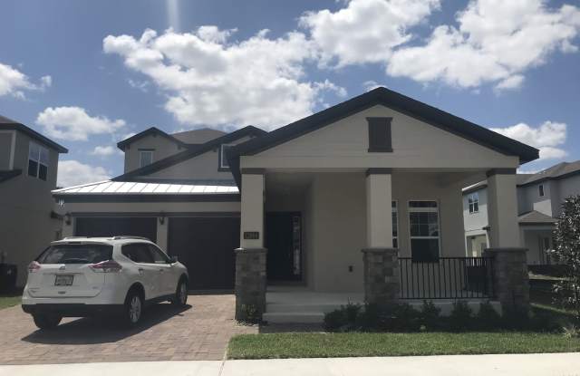 4 Bedroom at Heart of Windermere!!! Tile through out living area! photos photos