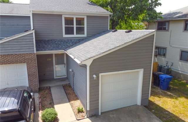 2315 Merl Circle photos photos