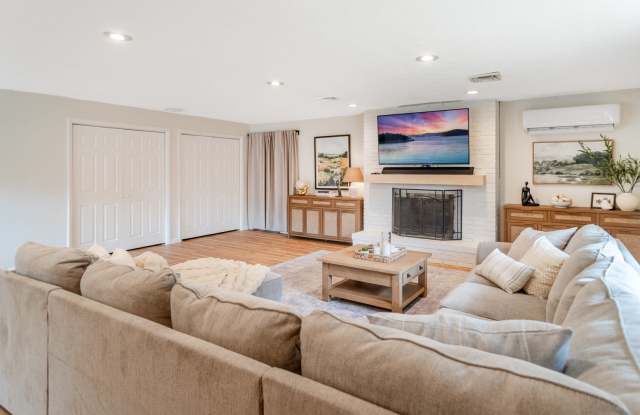 3515 Indianbrook Drive Gallery 2