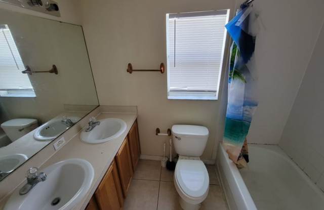 782 Squirrel Ct. #A Gallery 1