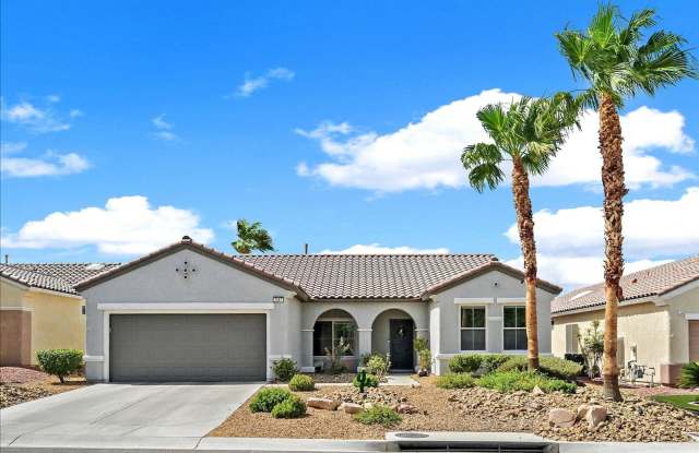 Luxury furnished rental home in Sun City Anthem Gallery 3