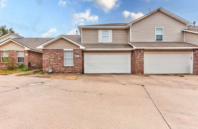 917 Rambling Oaks Drive Gallery 1