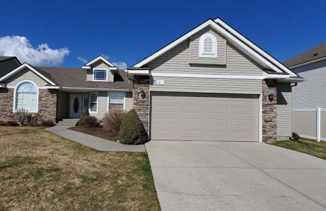 Beautiful 3 Bedroom Home in Fieldstone Neighborhood - APPLY NOW! - 1811 East Warm Springs Avenue, Post Falls, ID 83854