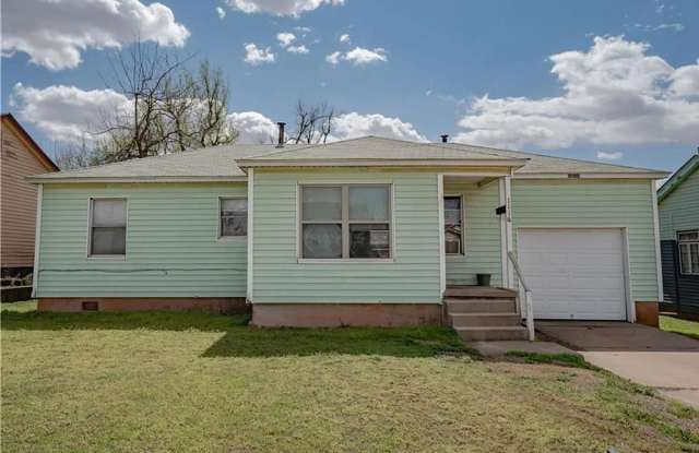 Cute 2BD/1 BTH Home Right off of Broadway Extension - 1116 Southeast 18th Street, Oklahoma City, OK 73129
