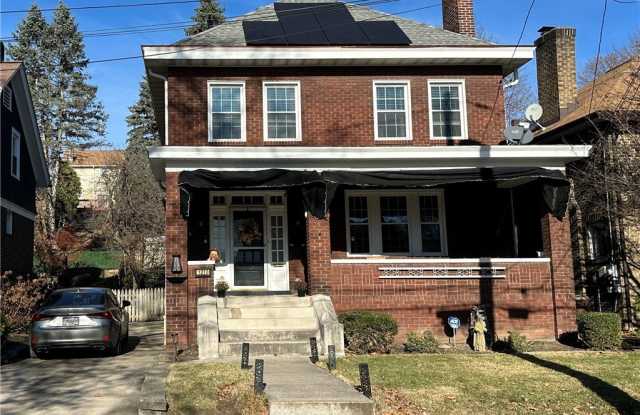 1210 Pemberton St photos photos